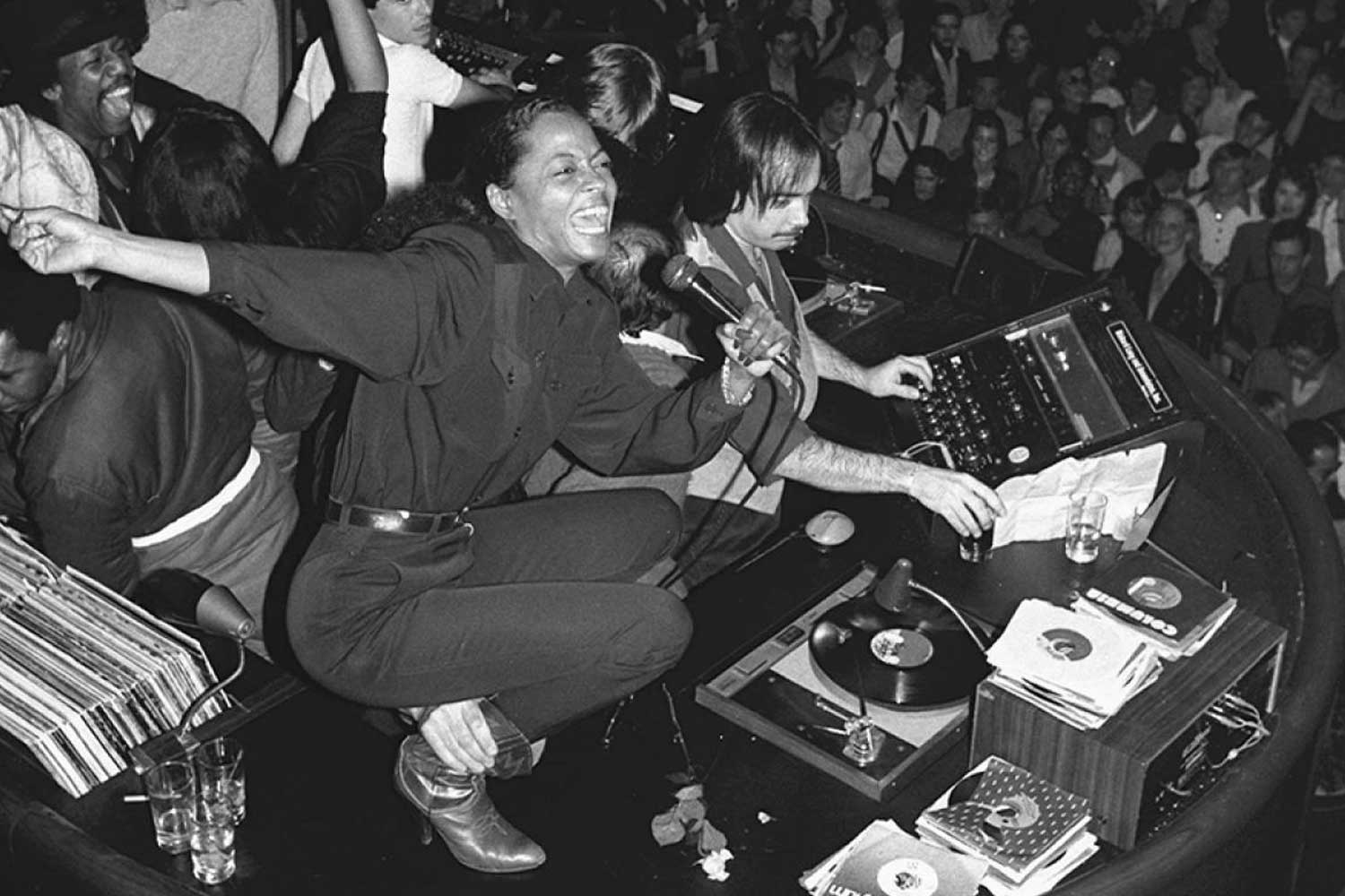 Diana-Ross-DJ-booth-Studio-54-New-York